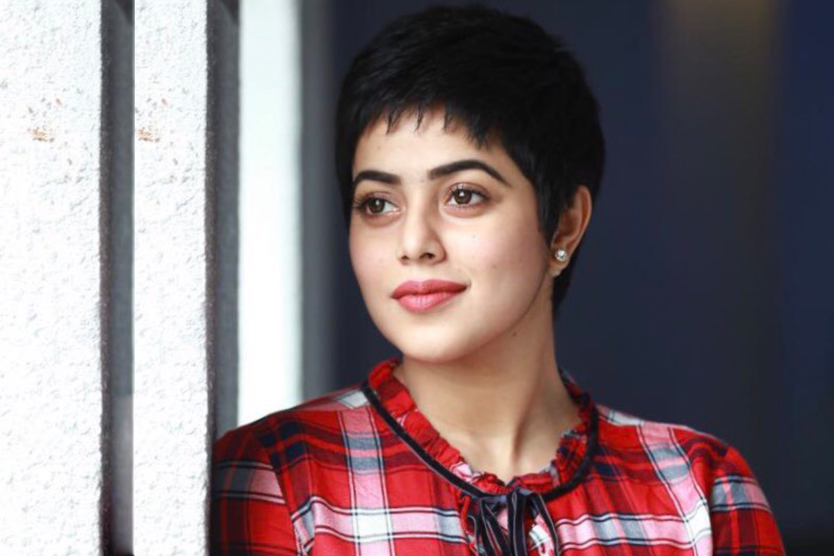 actress-poorna-new-look
